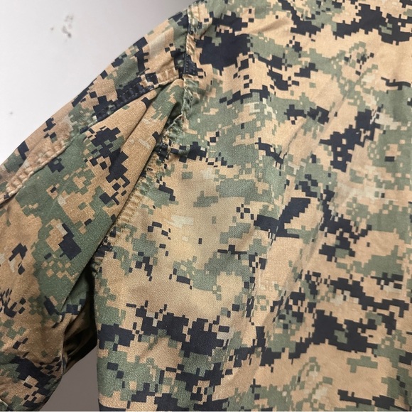 U.S. Marine Corps USMC MARPAT Digital Combat Jacket Woodland Size Medium Regular - Picture 9 of 16
